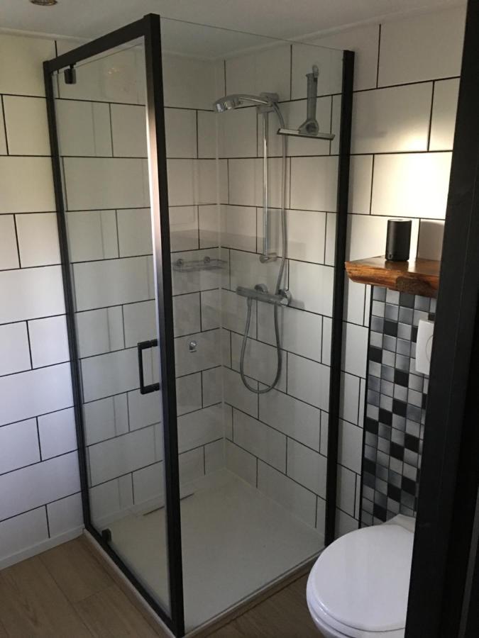 Glamping Aan De Thoolse Kust Hotel Poortvliet Bagian luar foto